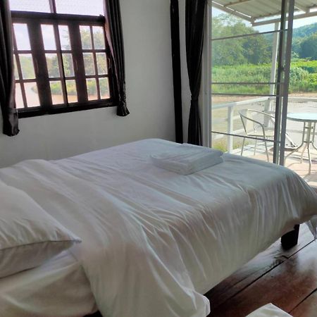 ริมกก โฮมสเตย์ Rim-Kok Homestay Chiang Rai Exterior photo